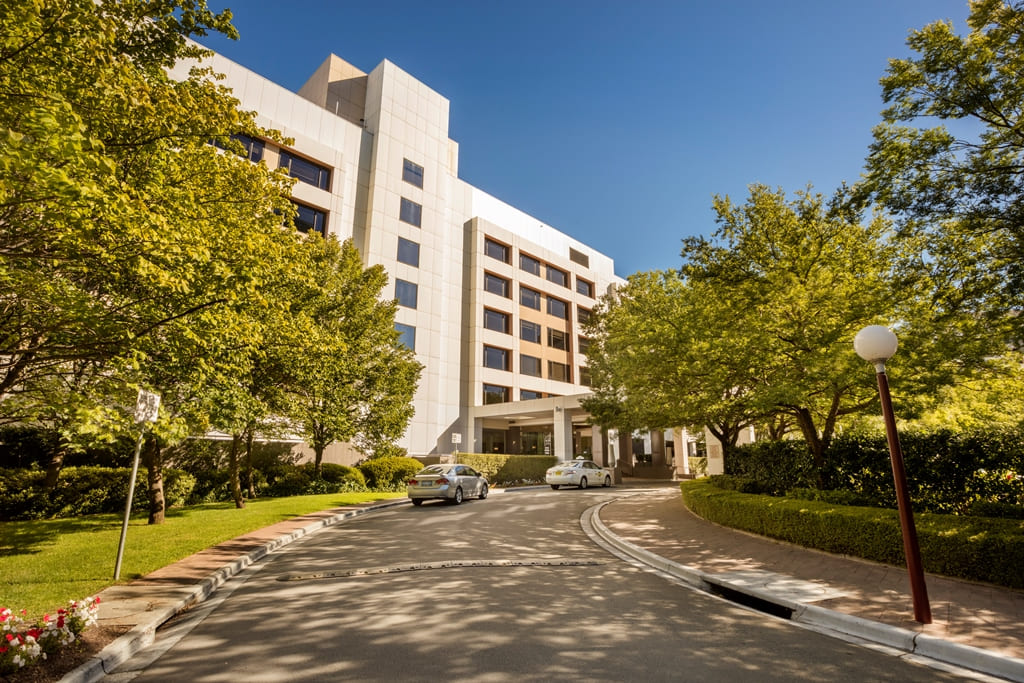 Crowne Plaza Canberra